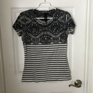 Beautiful B&W Top 🖤